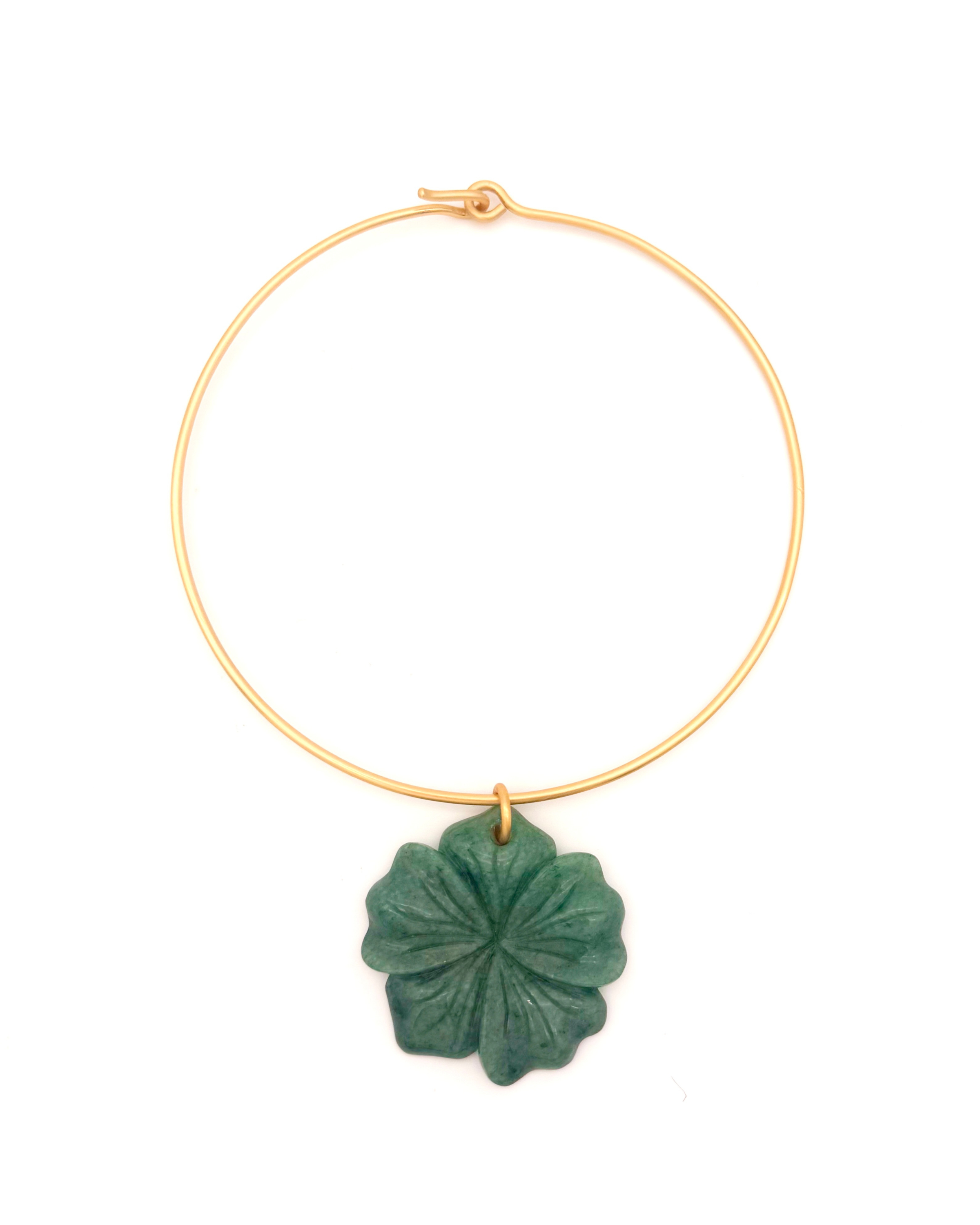 Jade Flower Pendant Collar
